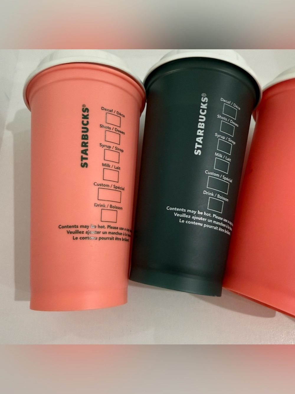 4 LOT Starbucks Reusable 16 oz Plastic Cups Hot/Cold + Lids Color Changing U30 - Picture 4 of 8